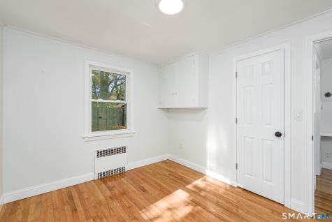 27 Vernon Street Hamden CT 06518
