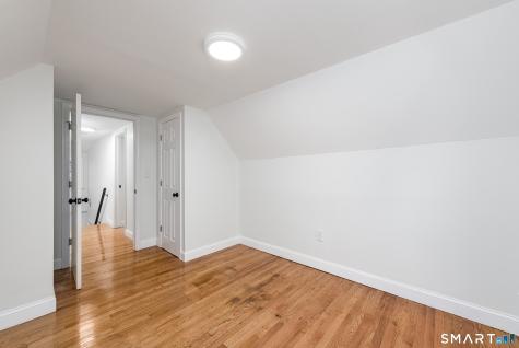 27 Vernon Street Hamden CT 06518