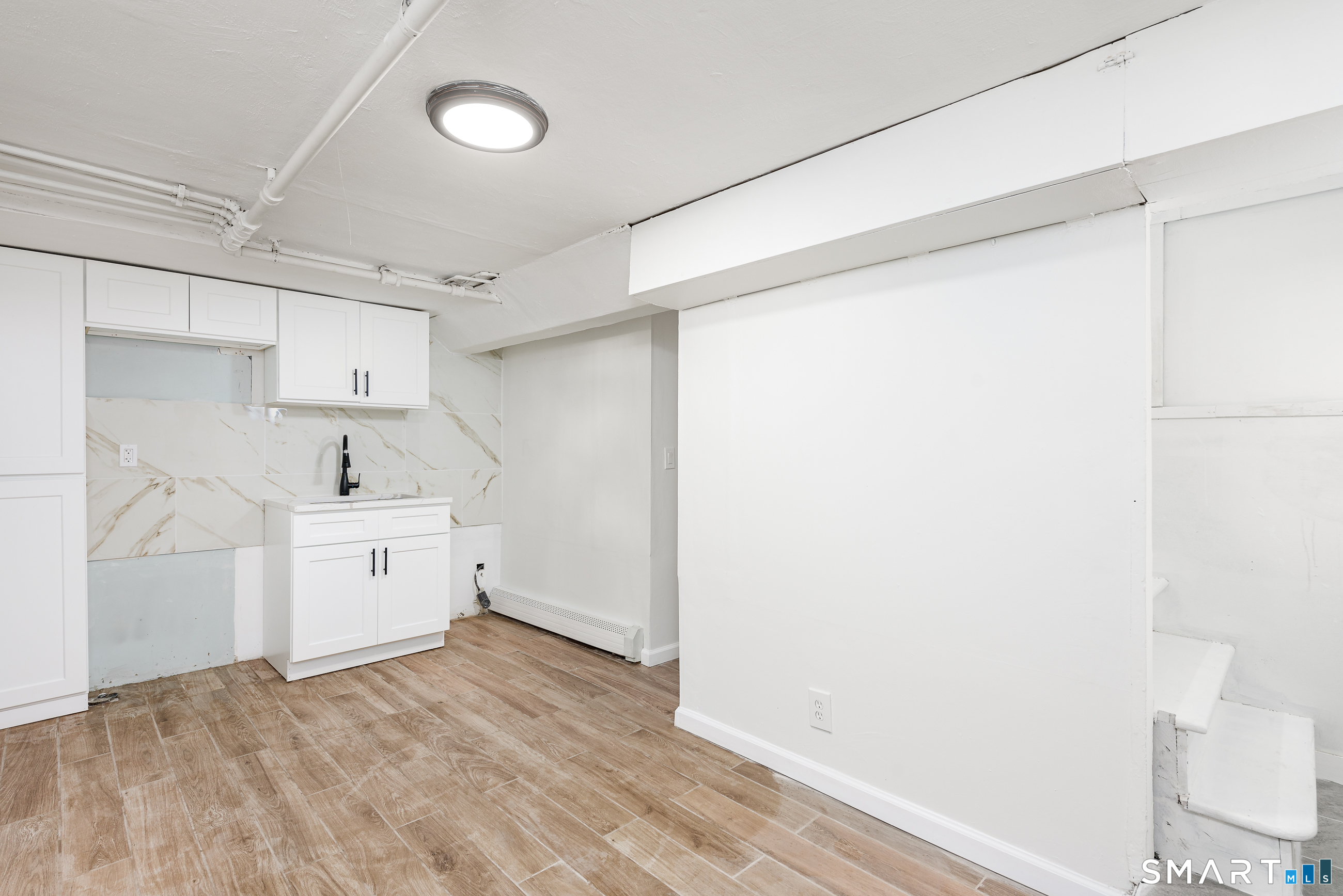 27 Vernon Street Hamden CT 06518