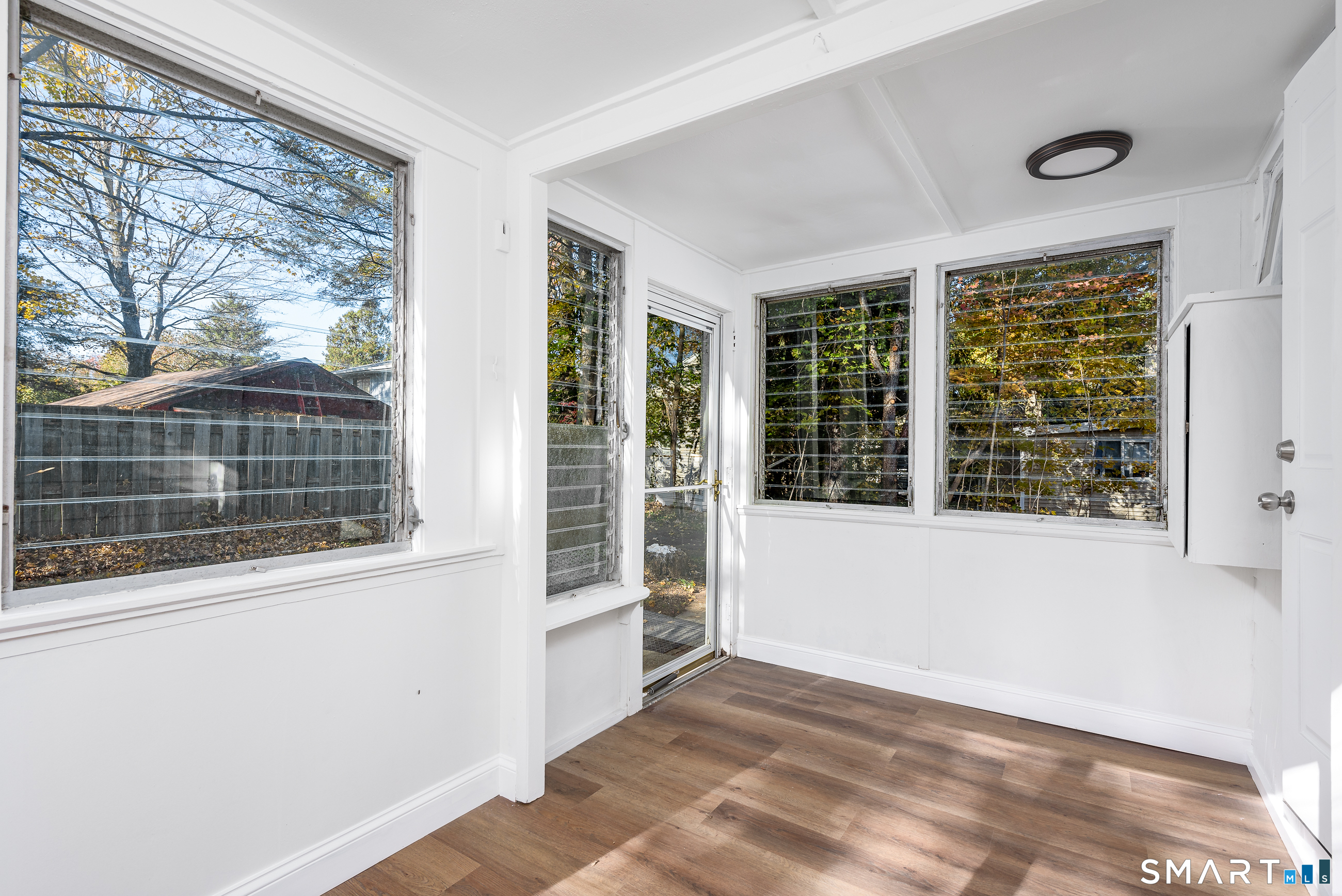 27 Vernon Street Hamden CT 06518