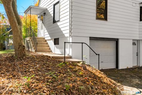 27 Vernon Street Hamden CT 06518