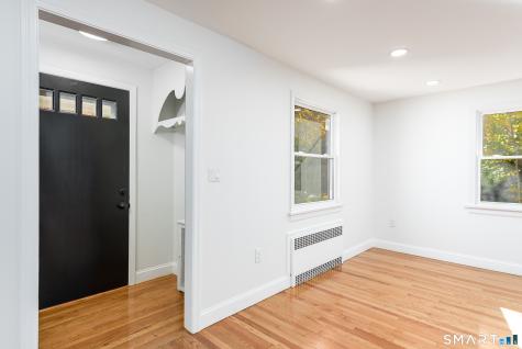 27 Vernon Street Hamden CT 06518