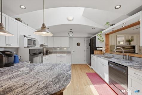 15 Mitchell Drive East Lyme CT 06357