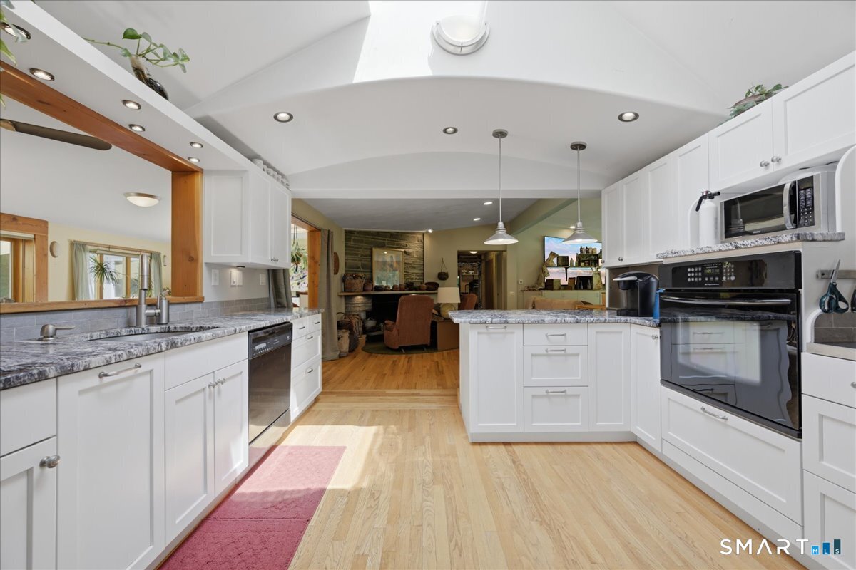 15 Mitchell Drive East Lyme CT 06357