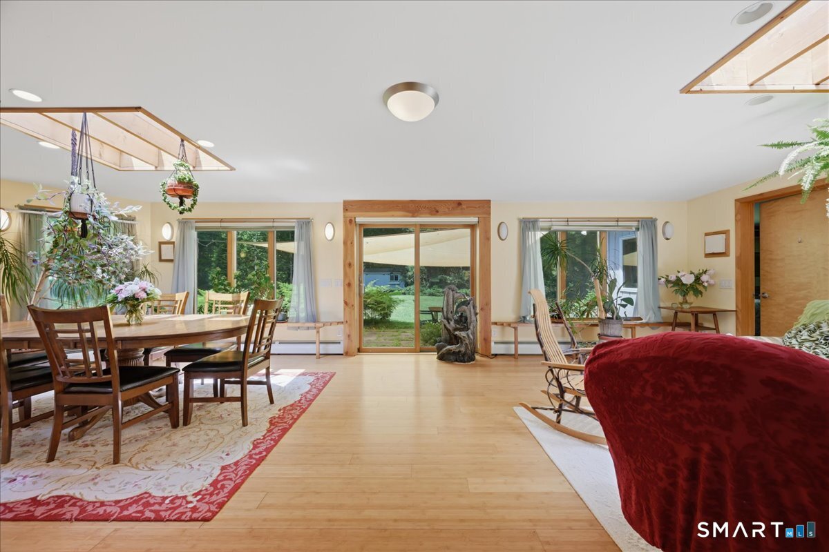 15 Mitchell Drive East Lyme CT 06357