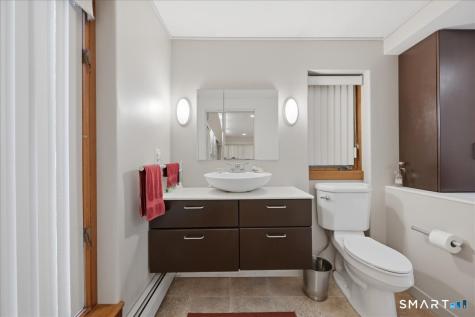 15 Mitchell Drive East Lyme CT 06357