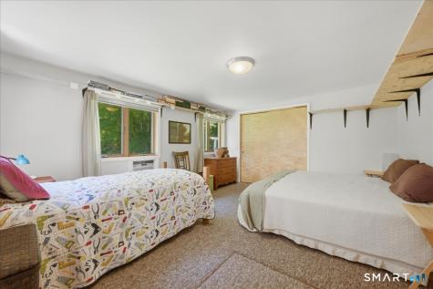 15 Mitchell Drive East Lyme CT 06357