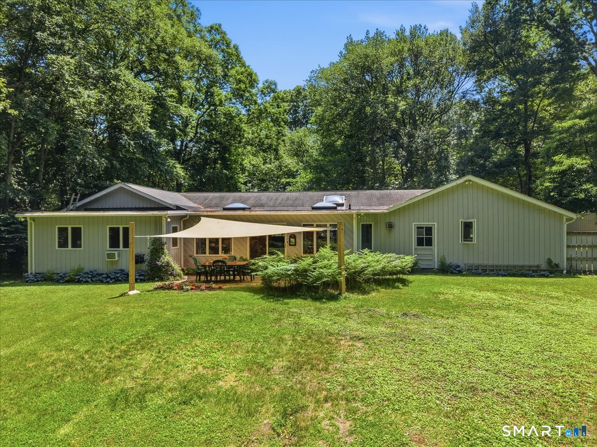15 Mitchell Drive East Lyme CT 06357