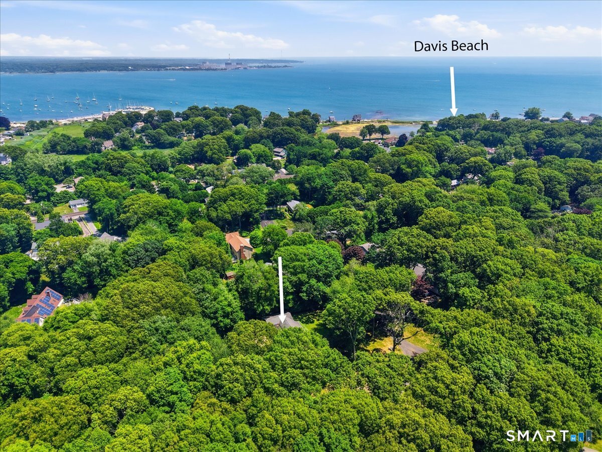 15 Mitchell Drive East Lyme CT 06357