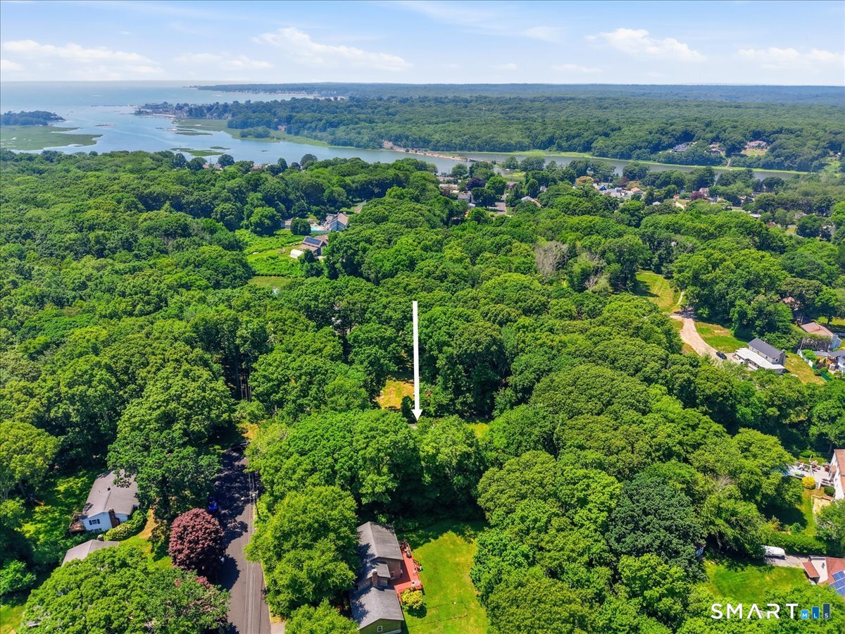 15 Mitchell Drive East Lyme CT 06357
