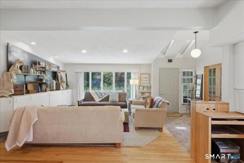 15 Mitchell Drive East Lyme CT 06357