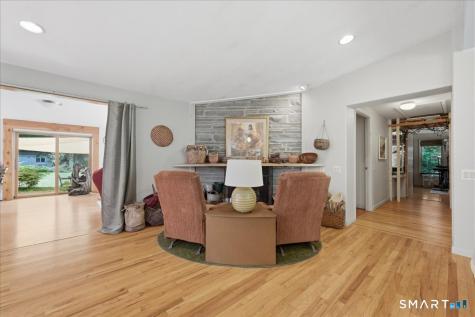 15 Mitchell Drive East Lyme CT 06357