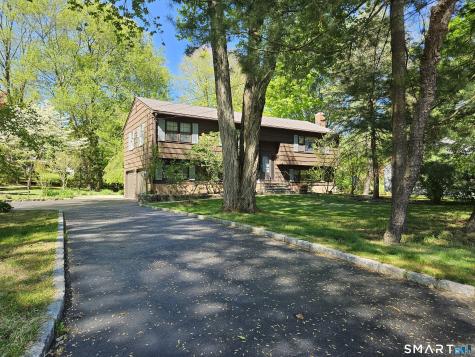 2010 Old Town Road Trumbull CT 06611