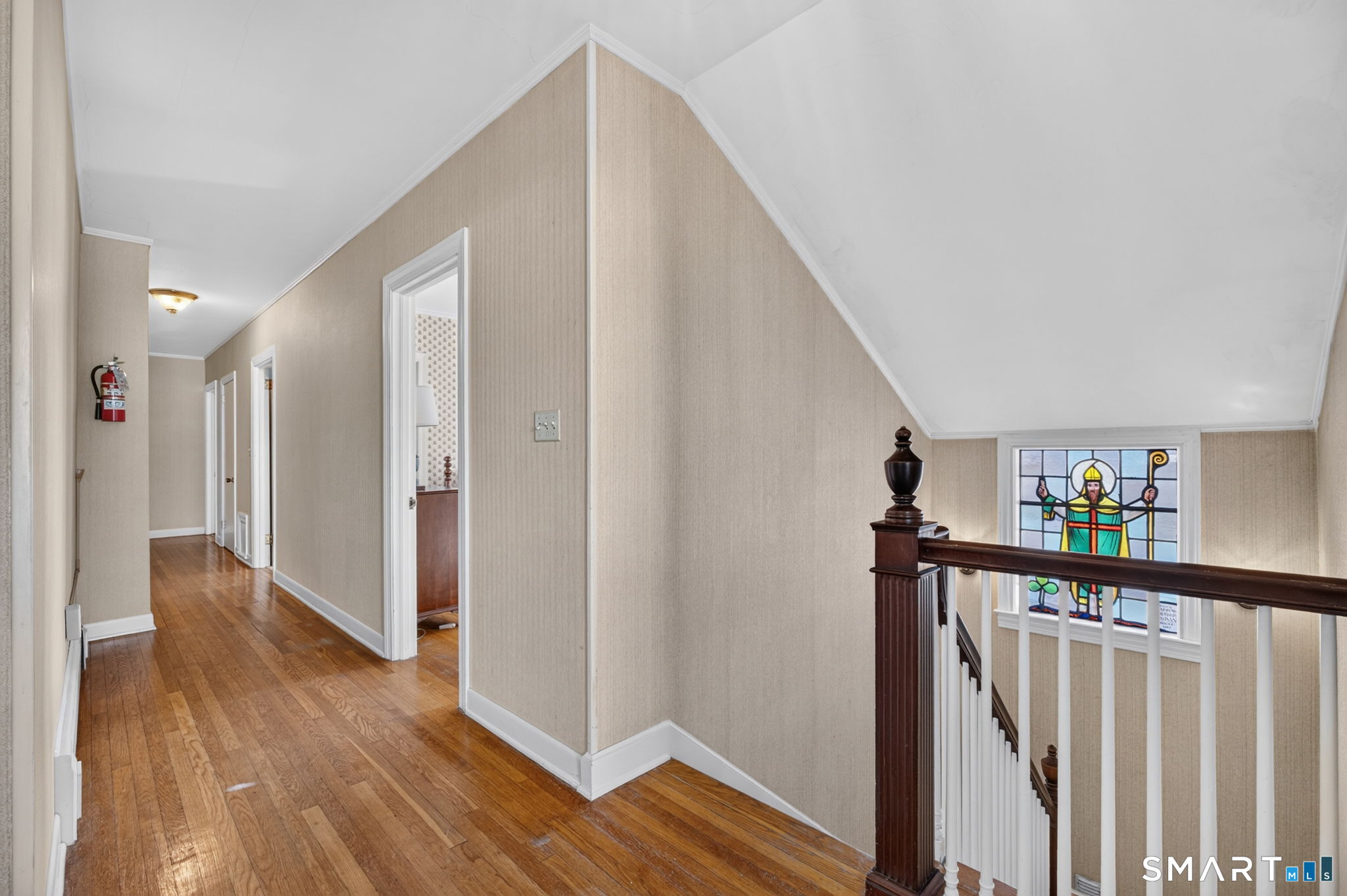 32 East Main Street Stonington CT 06378