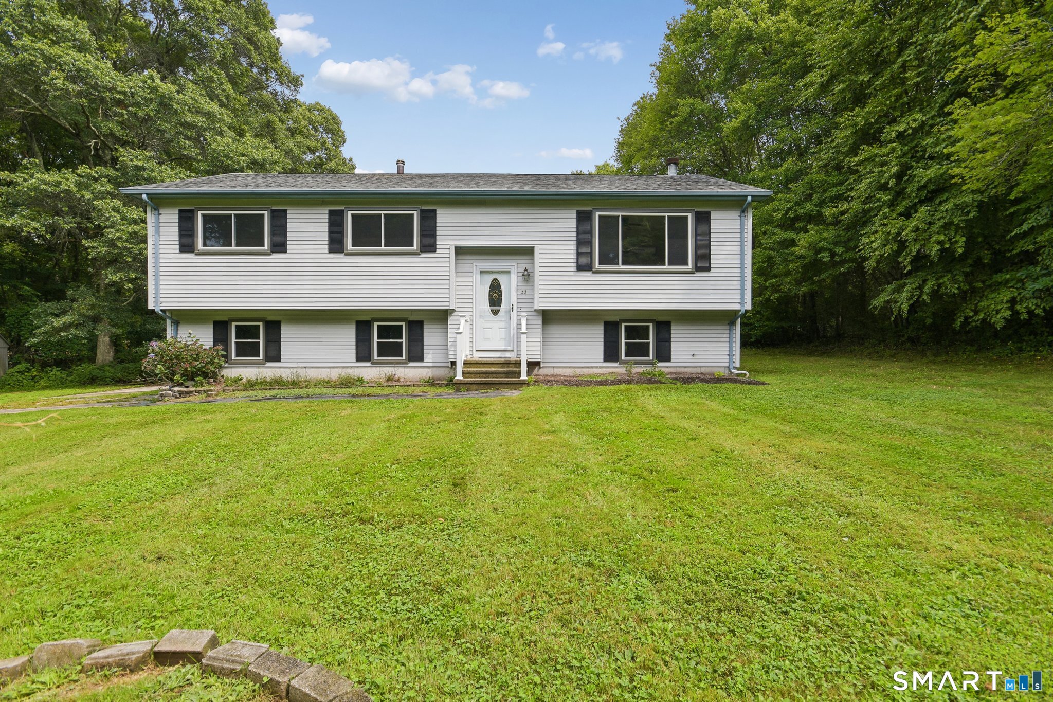 33 Deer Ridge Road Stonington CT 06378