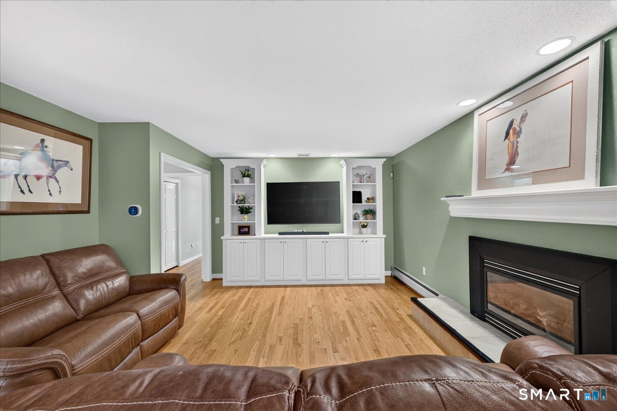 611 Deep River Road Colchester CT 06415