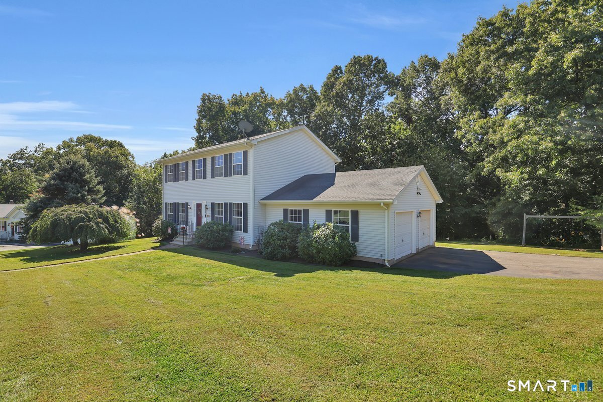 251 Edgemark Acres Meriden CT 06451