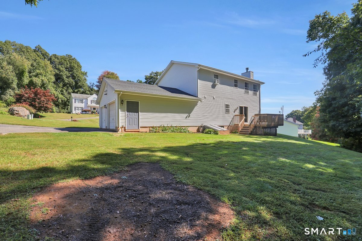 251 Edgemark Acres Meriden CT 06451