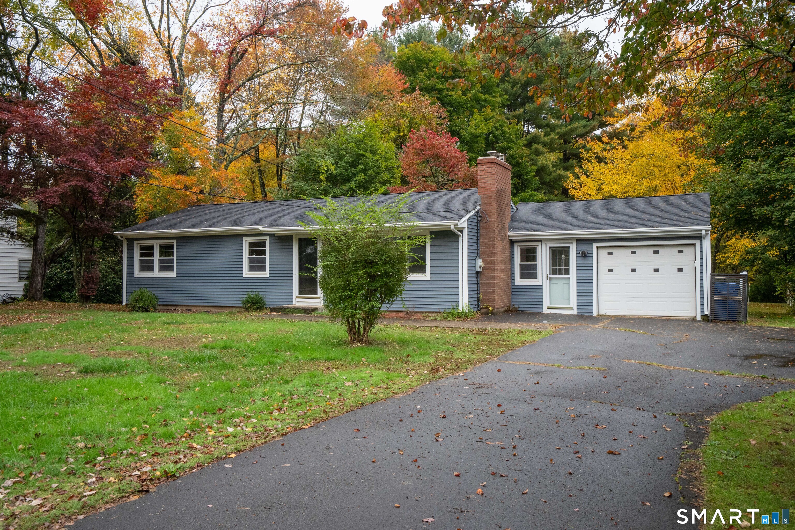 17 Girard Avenue Farmington CT 06032