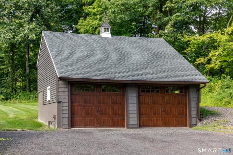 31 Bethwood Lane Woodbury CT 06798