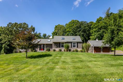 31 Bethwood Lane Woodbury CT 06798