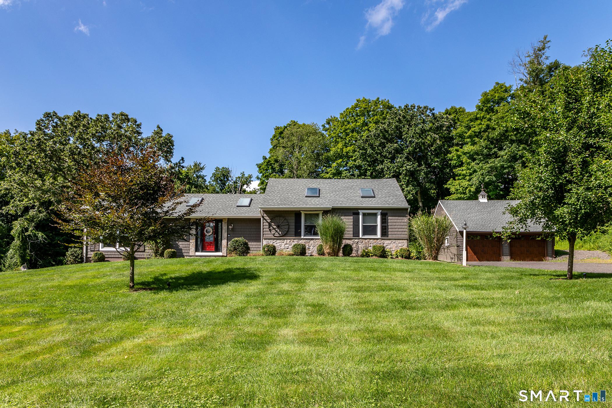 31 Bethwood Lane Woodbury CT 06798
