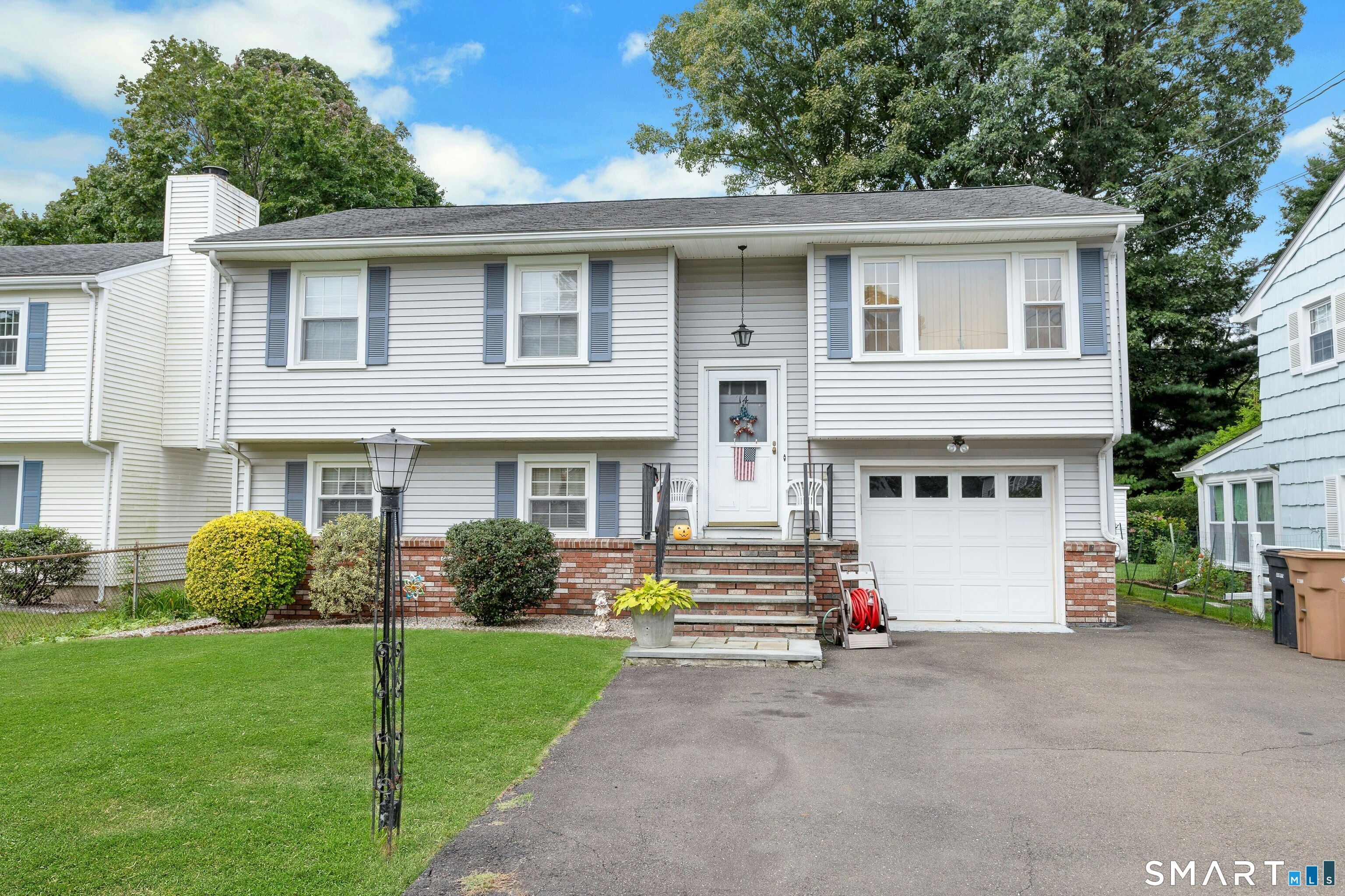 14 Hilltop Avenue Stamford CT 06907