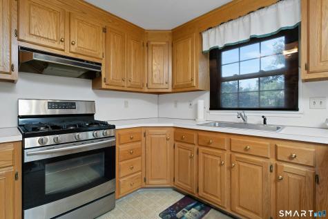 14 Hilltop Avenue Stamford CT 06907
