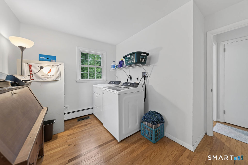 11 Jeffrey Lane Branford CT 06405