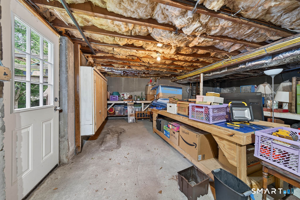 11 Jeffrey Lane Branford CT 06405