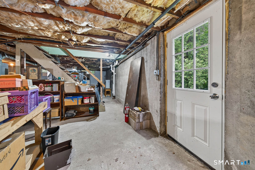 11 Jeffrey Lane Branford CT 06405