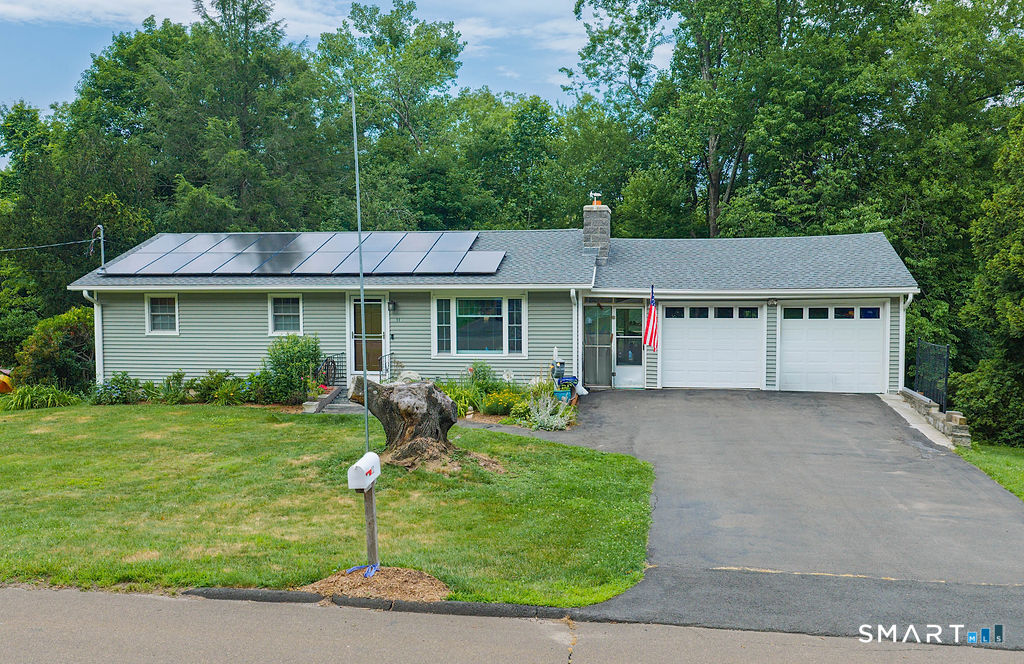 11 Jeffrey Lane Branford CT 06405