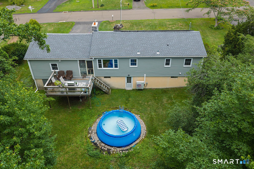 11 Jeffrey Lane Branford CT 06405