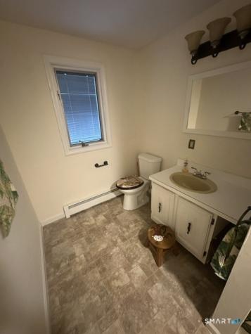 16 Stevens Street Windsor Locks CT 06096