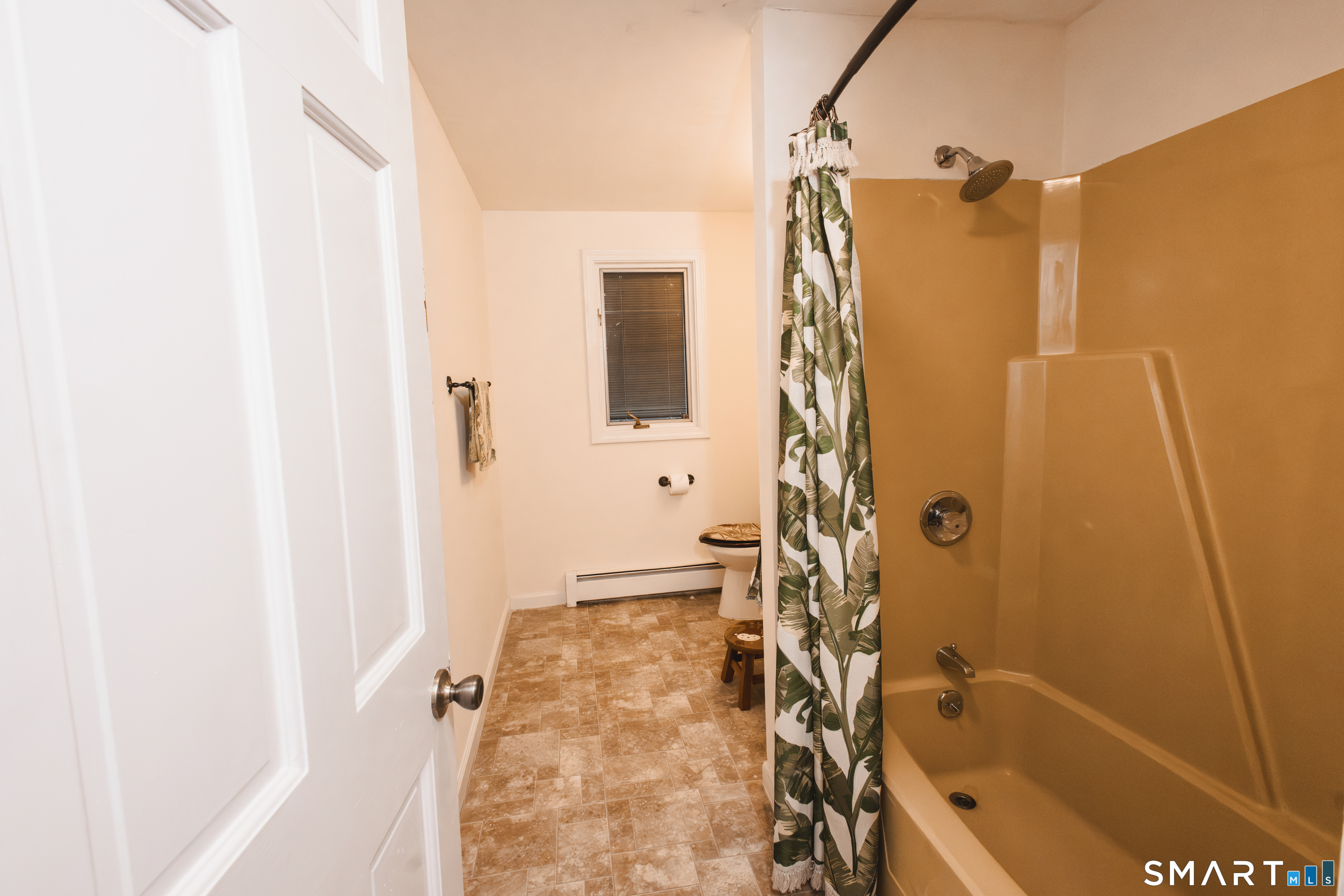 16 Stevens Street Windsor Locks CT 06096