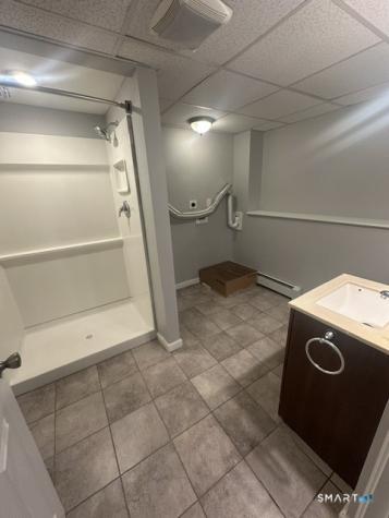 16 Stevens Street Windsor Locks CT 06096