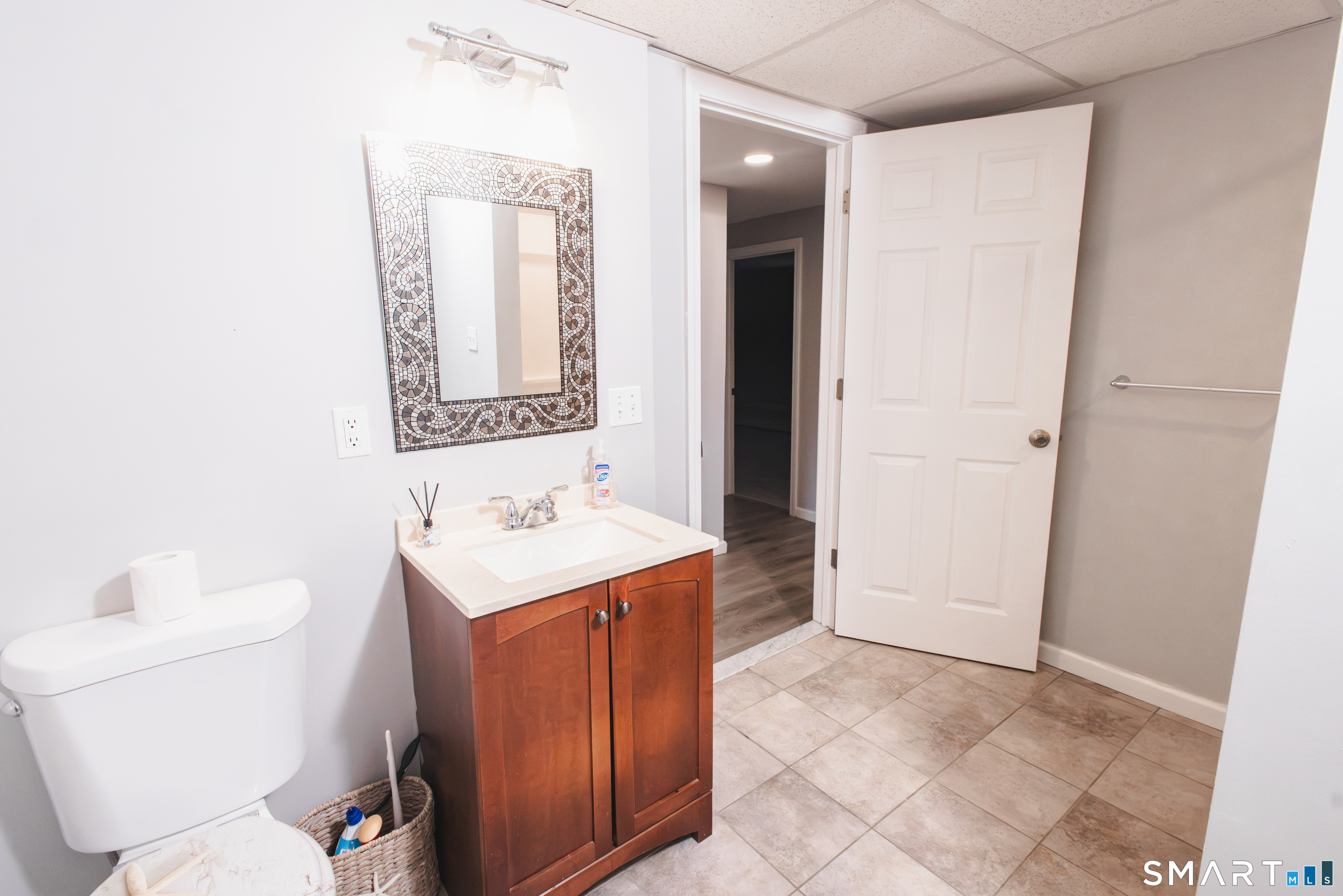 16 Stevens Street Windsor Locks CT 06096