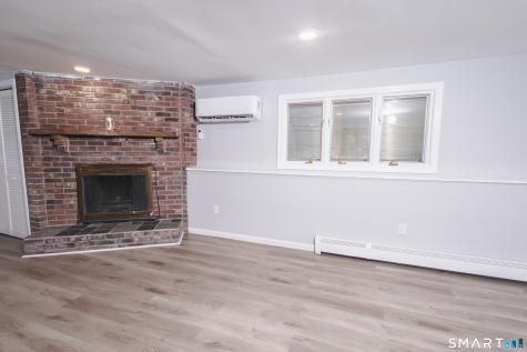16 Stevens Street Windsor Locks CT 06096