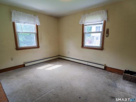 52 Phoenix Avenue Naugatuck CT 06770