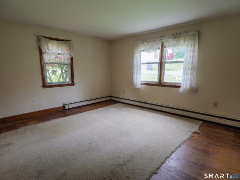 52 Phoenix Avenue Naugatuck CT 06770
