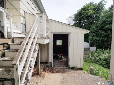 52 Phoenix Avenue Naugatuck CT 06770