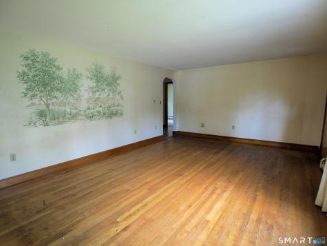 52 Phoenix Avenue Naugatuck CT 06770