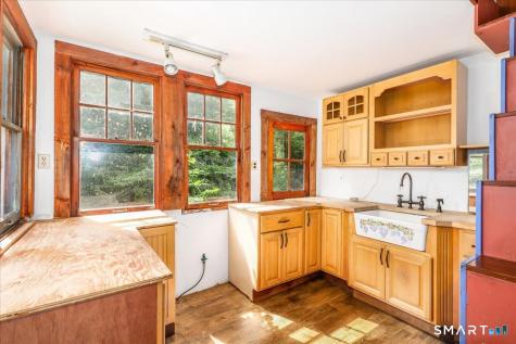 36 Paper Mill Road New Milford CT 06776