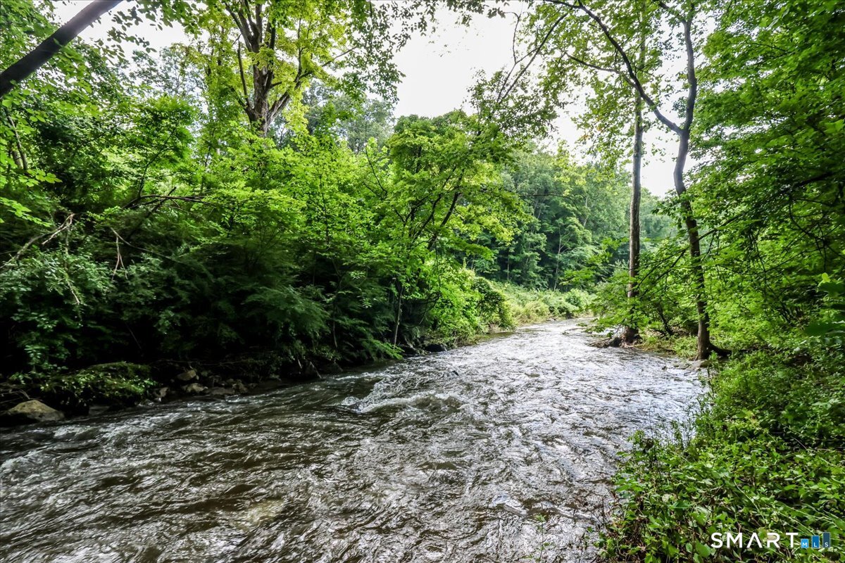 36 Paper Mill Road New Milford CT 06776