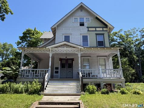 33 Church Street Guilford CT 06437