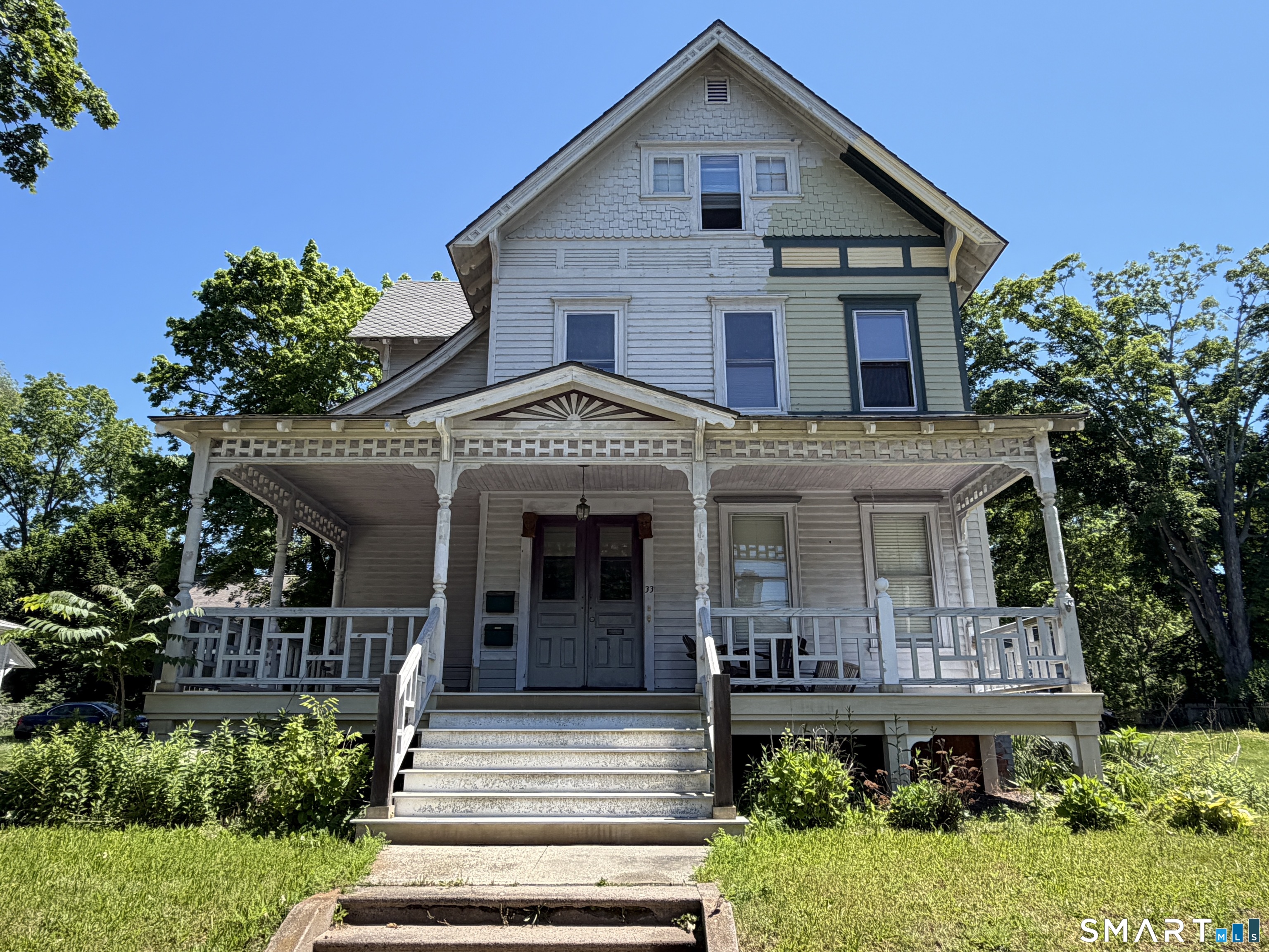 33 Church Street Guilford CT 06437