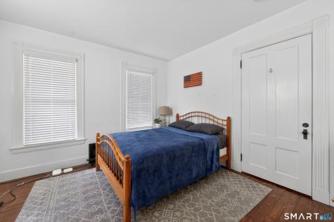 33 Church Street Guilford CT 06437