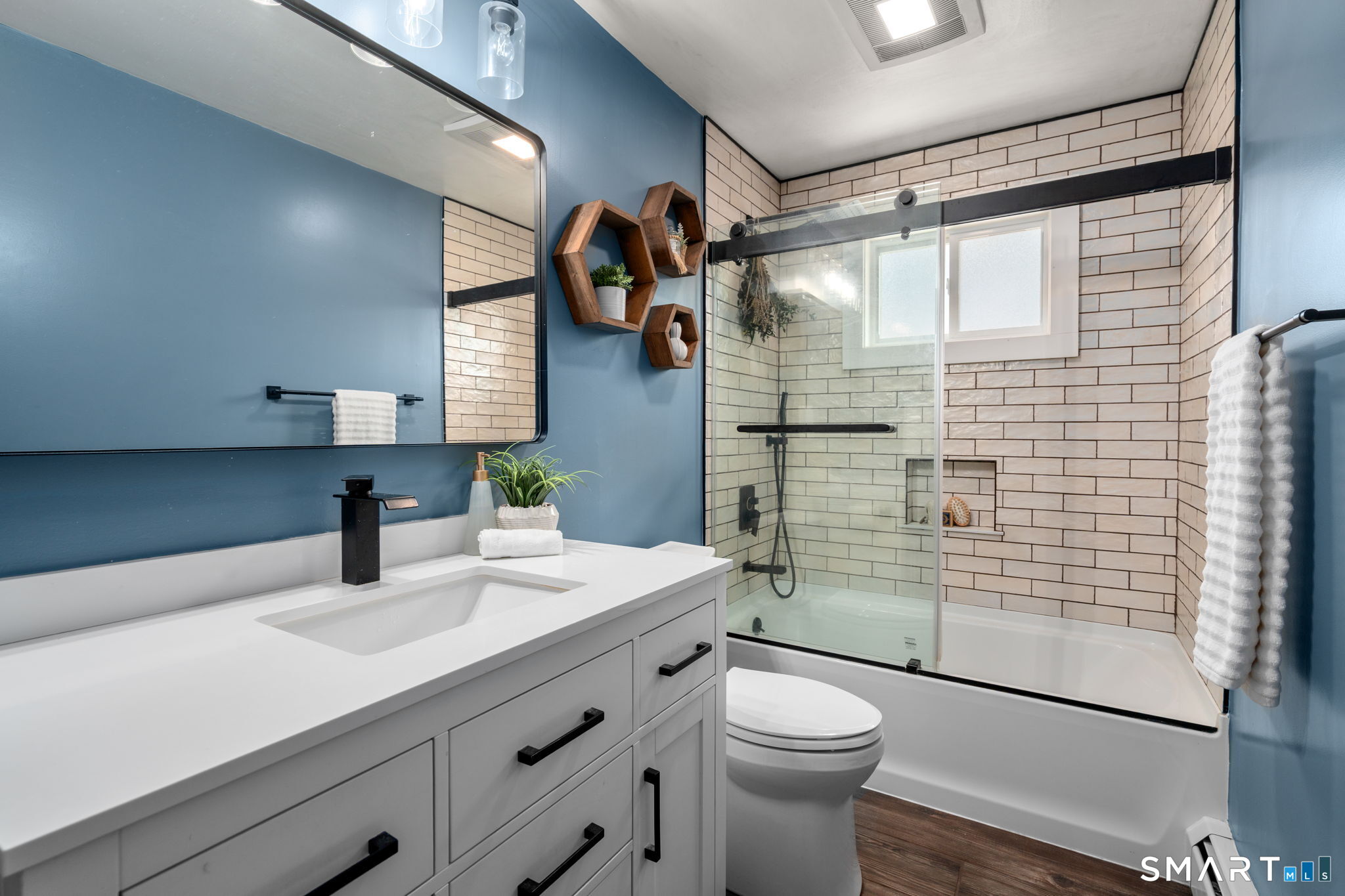 9 Gray Road South Windsor CT 06074