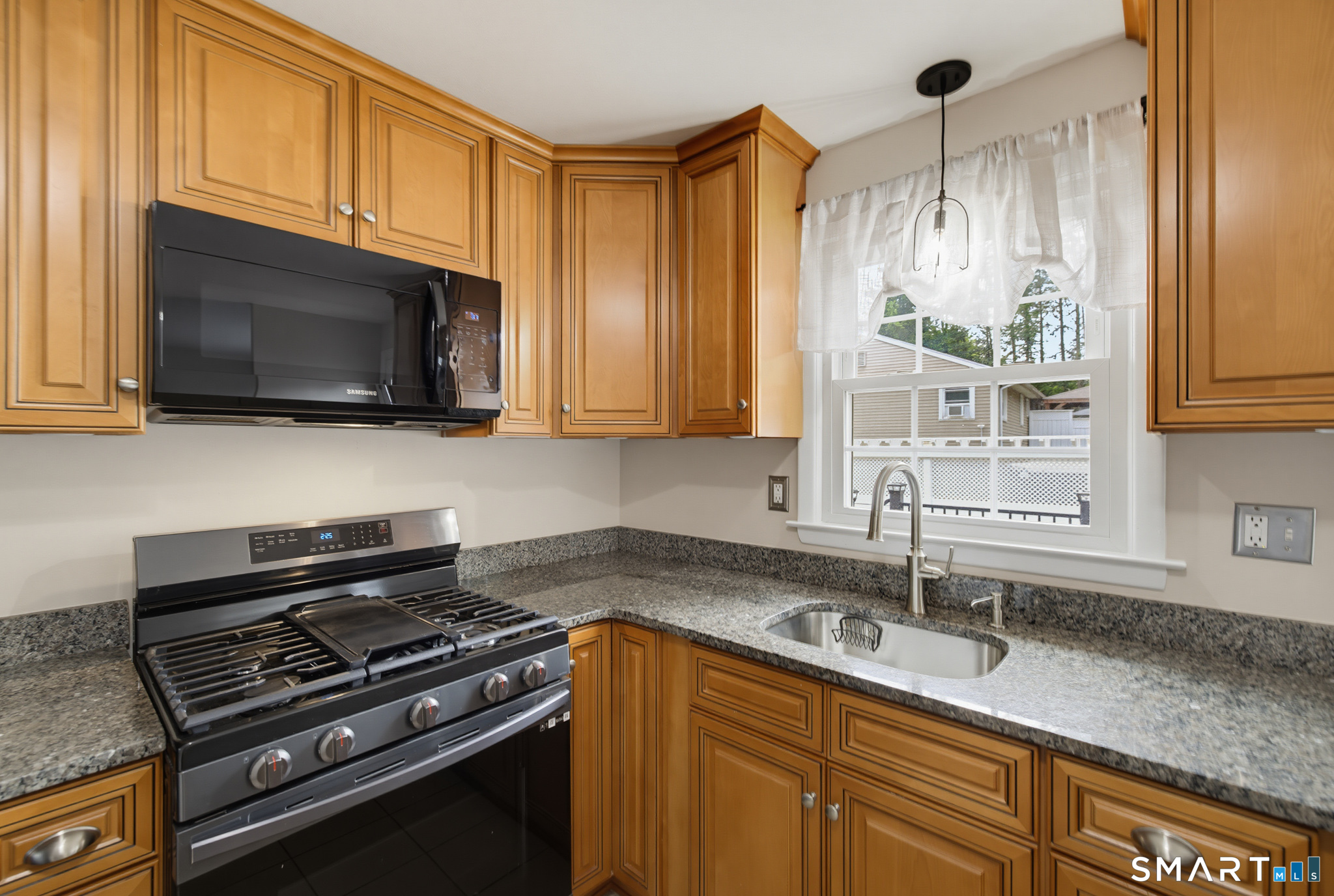 9 Gray Road South Windsor CT 06074