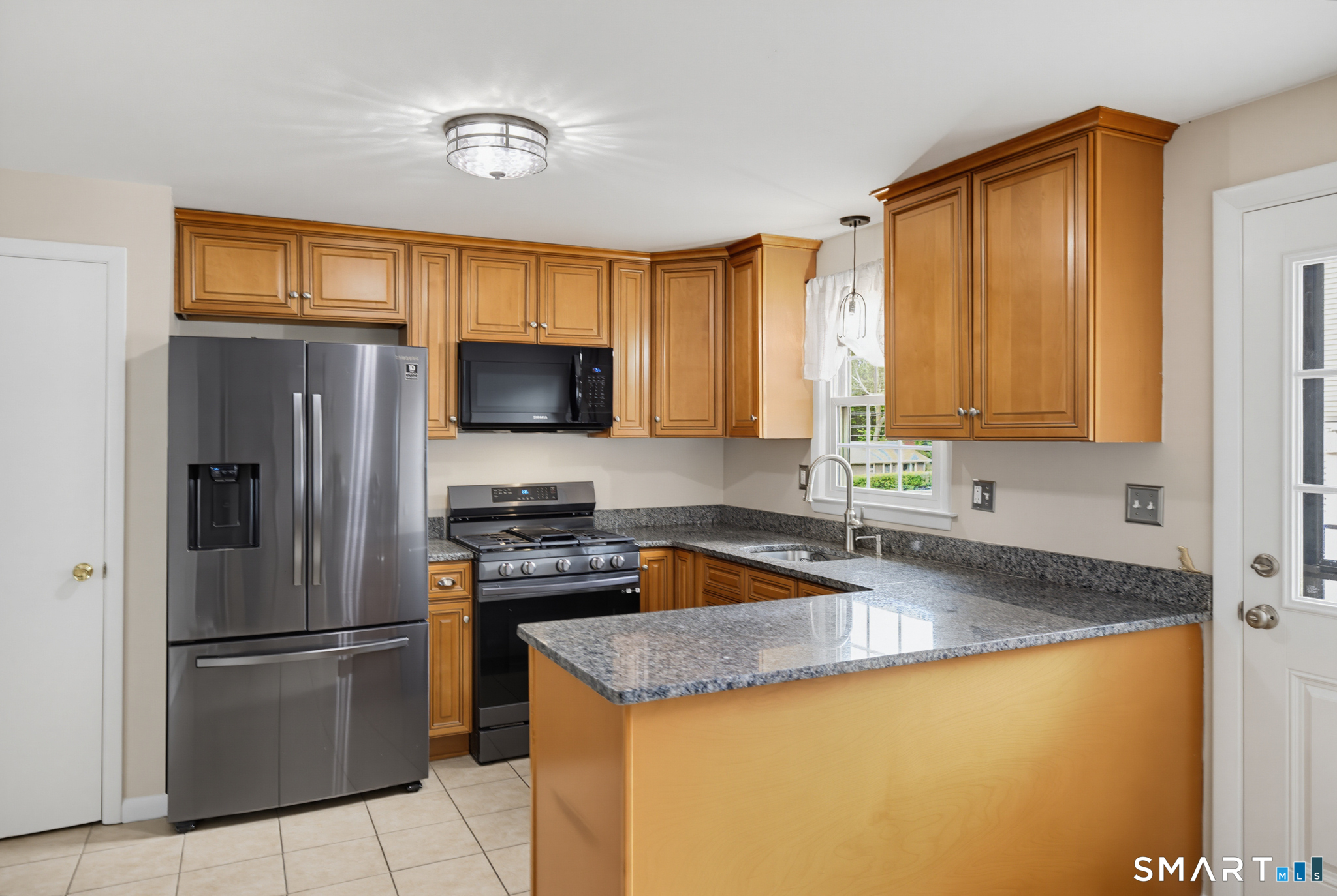 9 Gray Road South Windsor CT 06074
